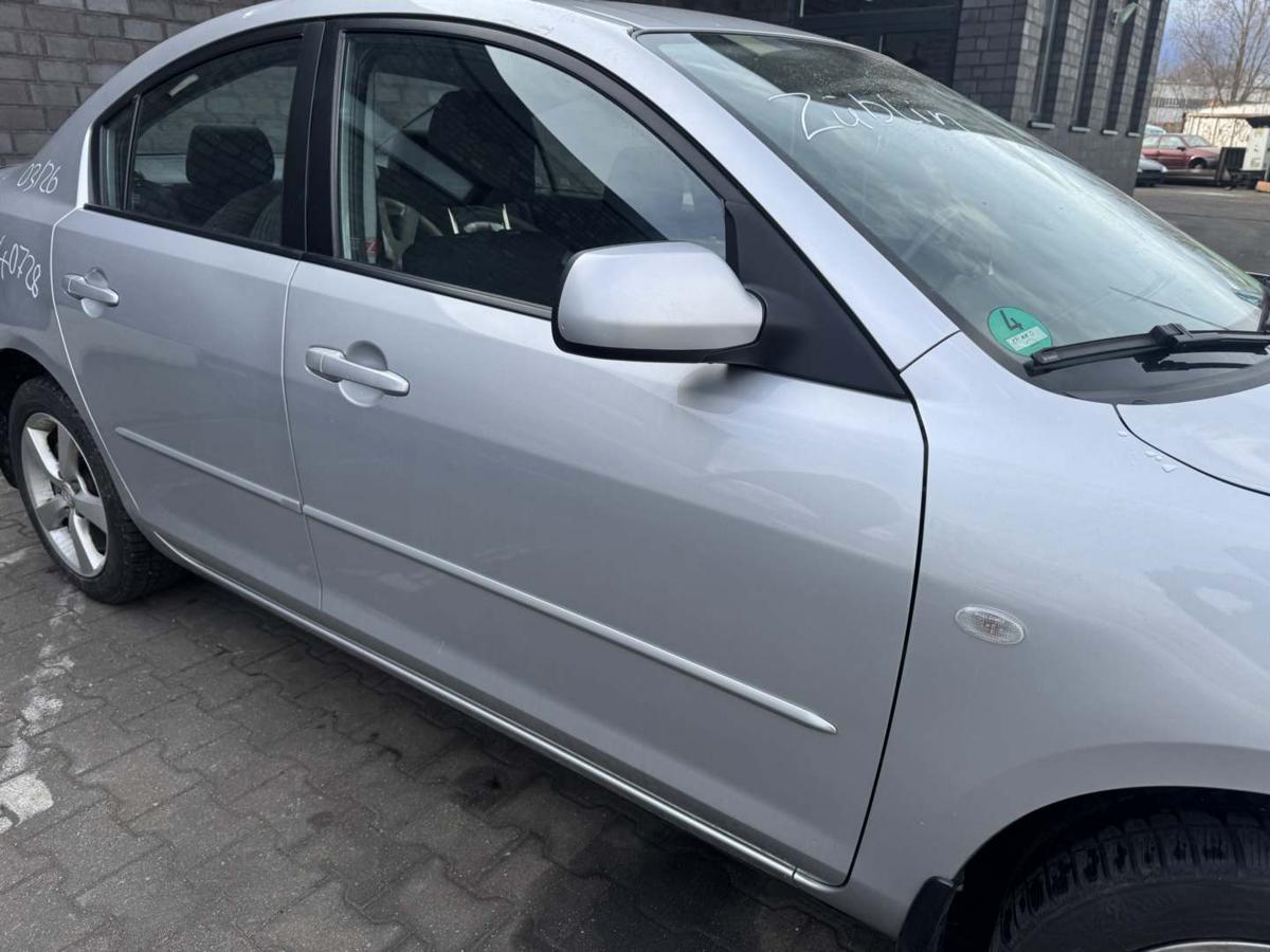 Mazda 3 BK original T&uuml;r vorn rechts Silber 4-T&uuml;rer Limousine Rohbau Bj.2004